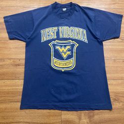 80s/90s Vintage West Virginia Tshirt 