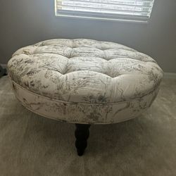 ottoman chair 