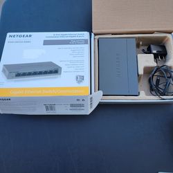 Net gear SOHO switch 8 por7 ethernet