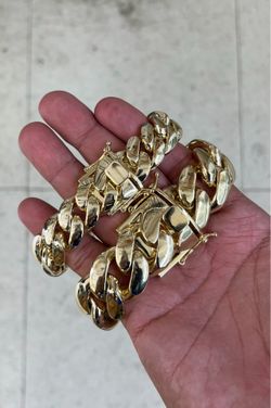 Miami Cuban link bracelets