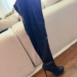 Leather Knee High Boots W/ Heel