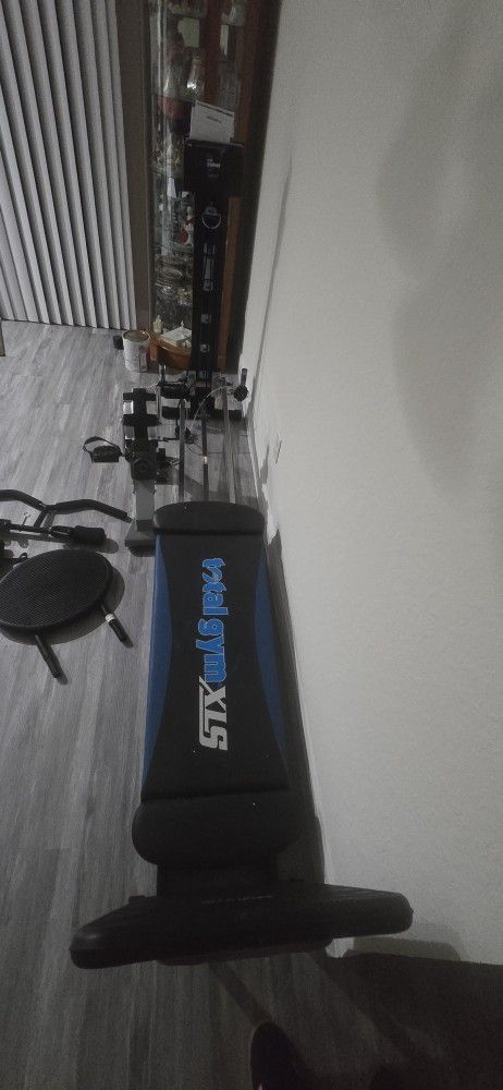 Total GYM with CYCLE, PULL Bar