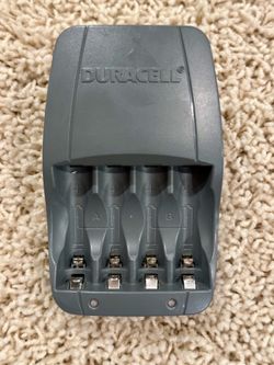Duracell CEF14EU Rechargeable Wall Plug In Battery Recharger