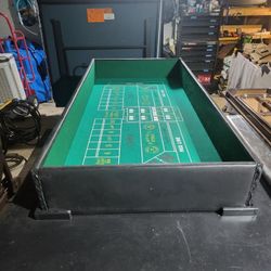 Craps Table On Foldable Bease For Easy Storage