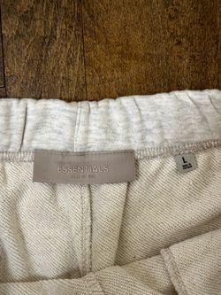 Fear of God Essentials Sweatshorts*Cream*⚪️|Size Large