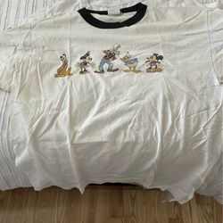Bundle of tees
