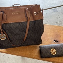 MK Micheal Kors 