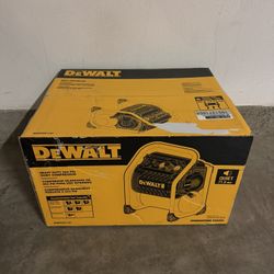 Brand New - DEWALT 2.5 Gal. Portable Electric Heavy Duty 200 PSI Quiet Air Compressor