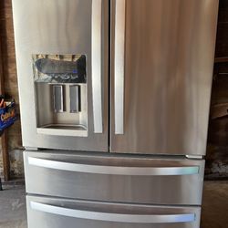 Whirlpool French Door Refrigerator 36”, 25 cu. ft – Stainless Steel – $600