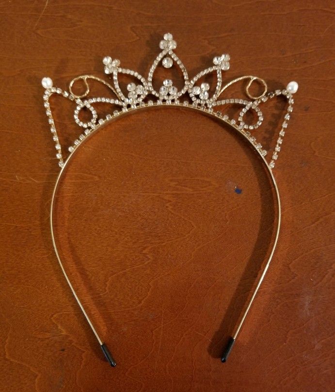 Beautiful Rhinestone Headband Tiara Princess Crown.