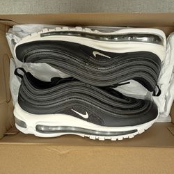 Air Max 97 (Size 6.5 Youth/8 Women)