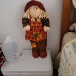 20 In. Standing Girl