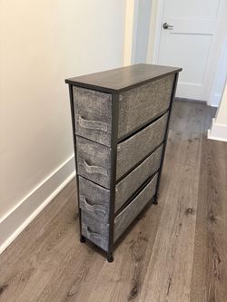 4-Drawer Narrow Dresser