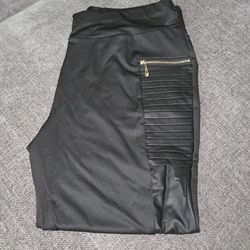 Women's Faux Leather Leggings
