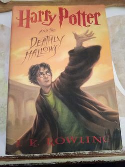 Harry Potter And The Deathly Hallows Book 