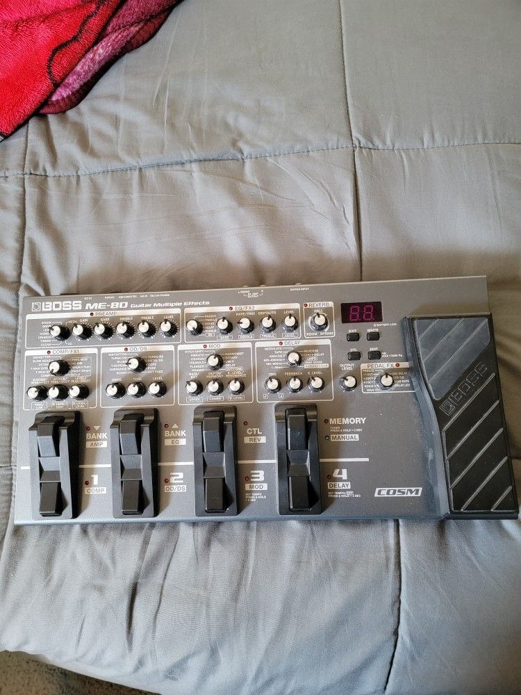 Boss Me-80