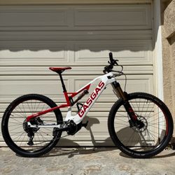 E Mountain Bike GasGas
