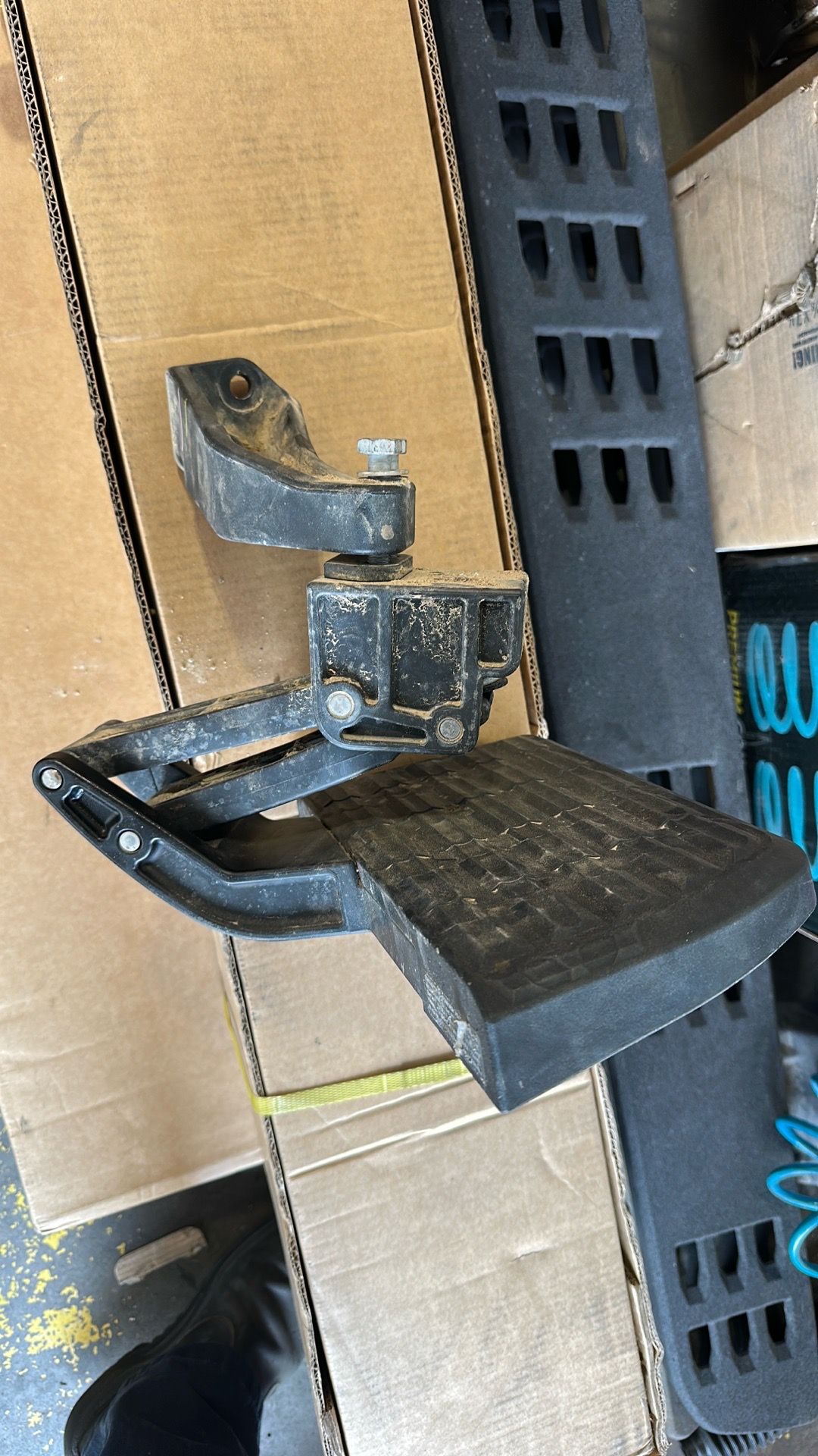 Tacoma bed step