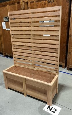 Handcrafted Cedar Planter with Privacy Trellis | Custom Outdoor Planter