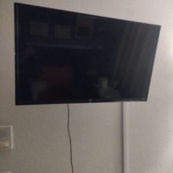 TCL TV With Stand 
