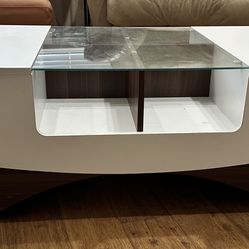 Coffee Table With Storage 