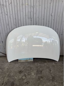Toyota Corolla 2020-2025 hood