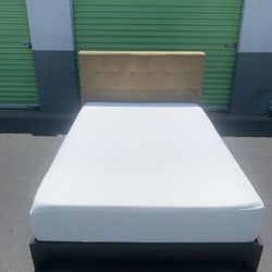 Full Size Bed And Wood Frame