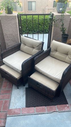 Patio Chairs w/foot rests .. pair
