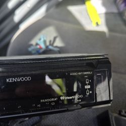 Kenwood KDC-BT382U
CD
