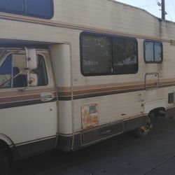 1985 Lindy RV Only 60,000 Miles
