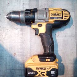 DeWalt DCD985 1/2"(13mm) Drill/Driver/Hammerdrill