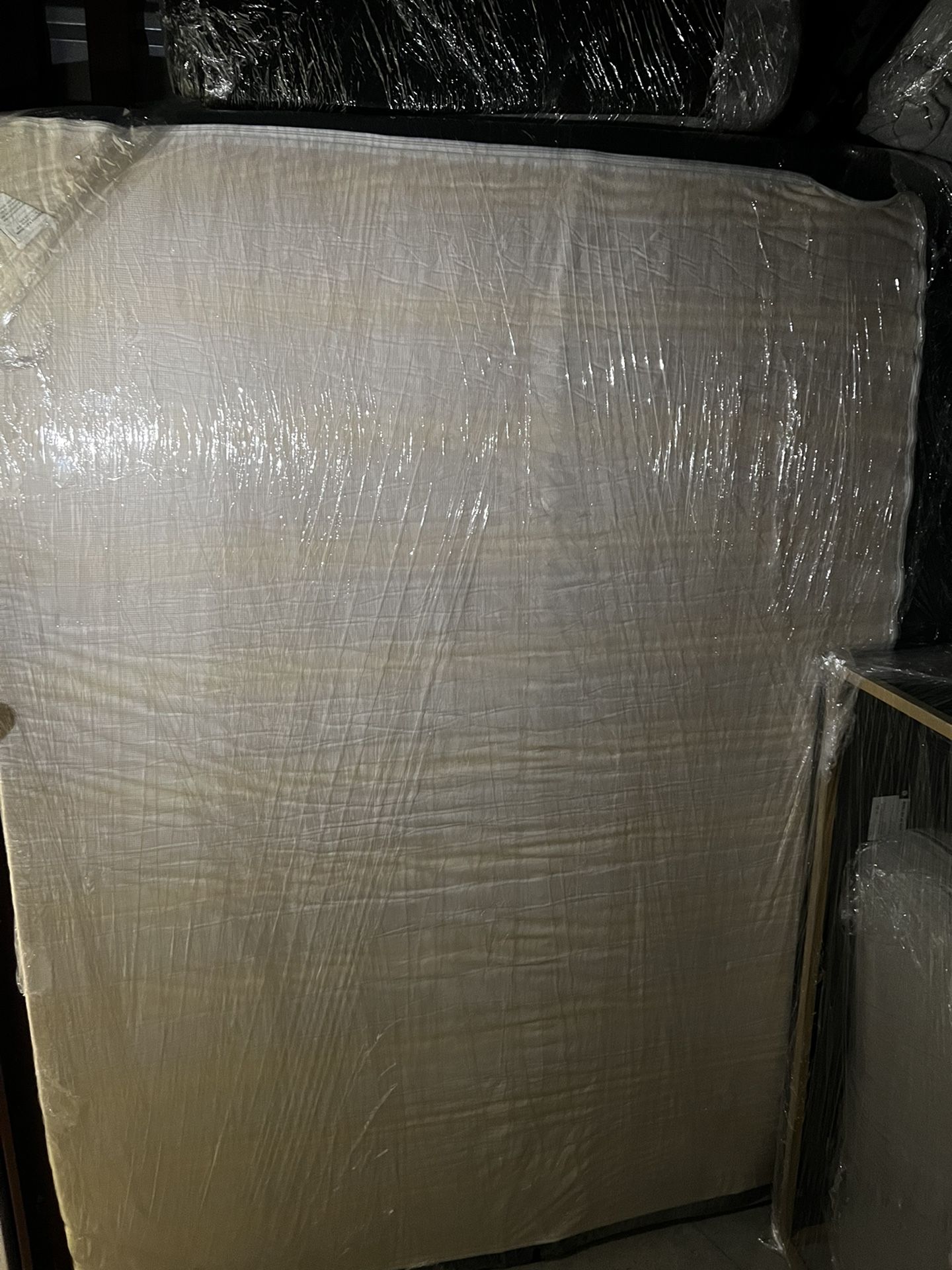  Used 10” Gel Firm Memory Foam Mattress