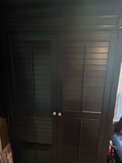 Free Armoire