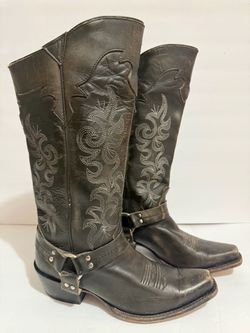 Beautiful authentic FRYE Lily Harness tall boots in black leather, size 8½B.