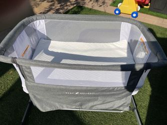 Like new baby delight crib