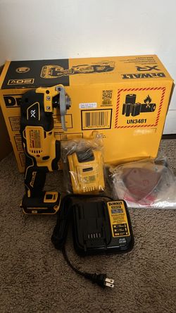 DEWALT XR 20V Oscillating Multi-Tool Kit