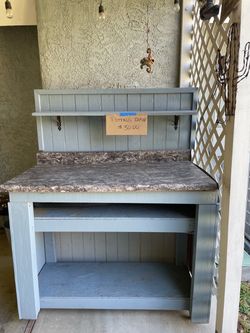 Potting bench