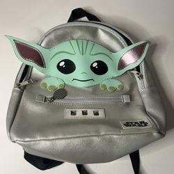 Star Wars Disney Bioworld Mandalorian Grogu Child Baby Yoda Mini Backpack Purse