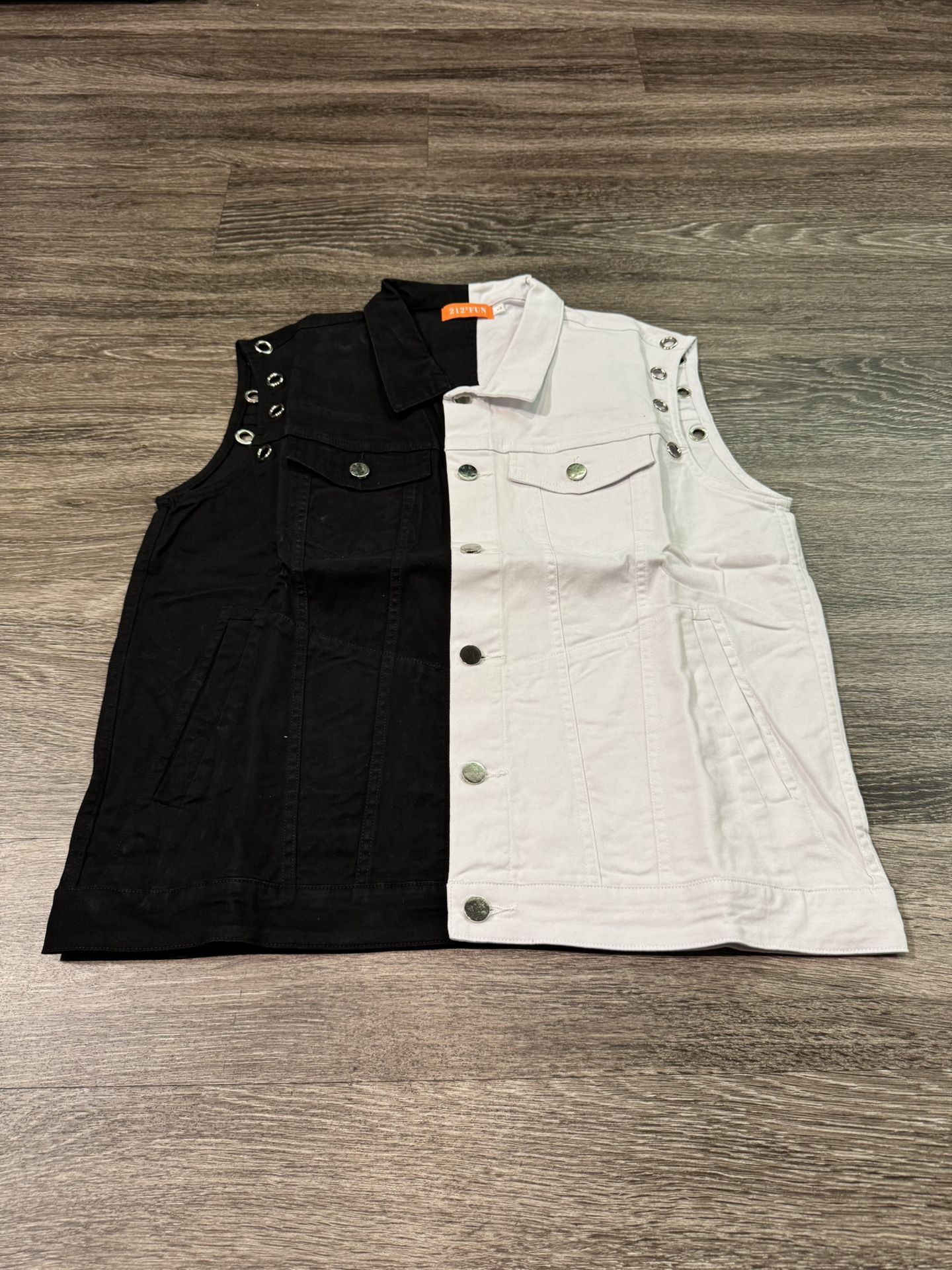 Half Black Half White Vest – Trendy Fit