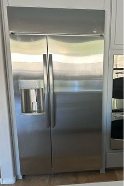 GE Profile™ Series 42" Built-In Side-by-Side Refrigerator with Dispenser