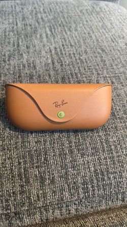 Ray-Ban Meta smart glasses charging case