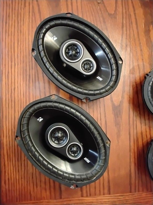 Pair Of Kicker DSC6930 6x9 Car Audio Speakers
