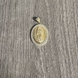 14kt Gold Pendant