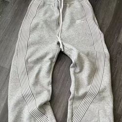 Baggy Sweats Men Perfect For Streetwear Look 🚨MESSAGE ME IF YOU WANT TO BUY🚨