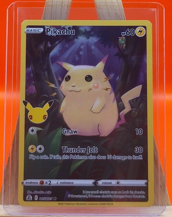 Pikachu 5/25 [Holo] Pokemon Celebrations 25th Anniversary Set Full Art Card, NM