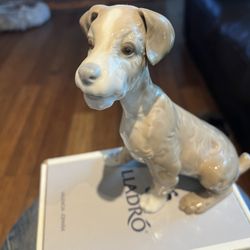 Lladro Porcelain Dog Figurine