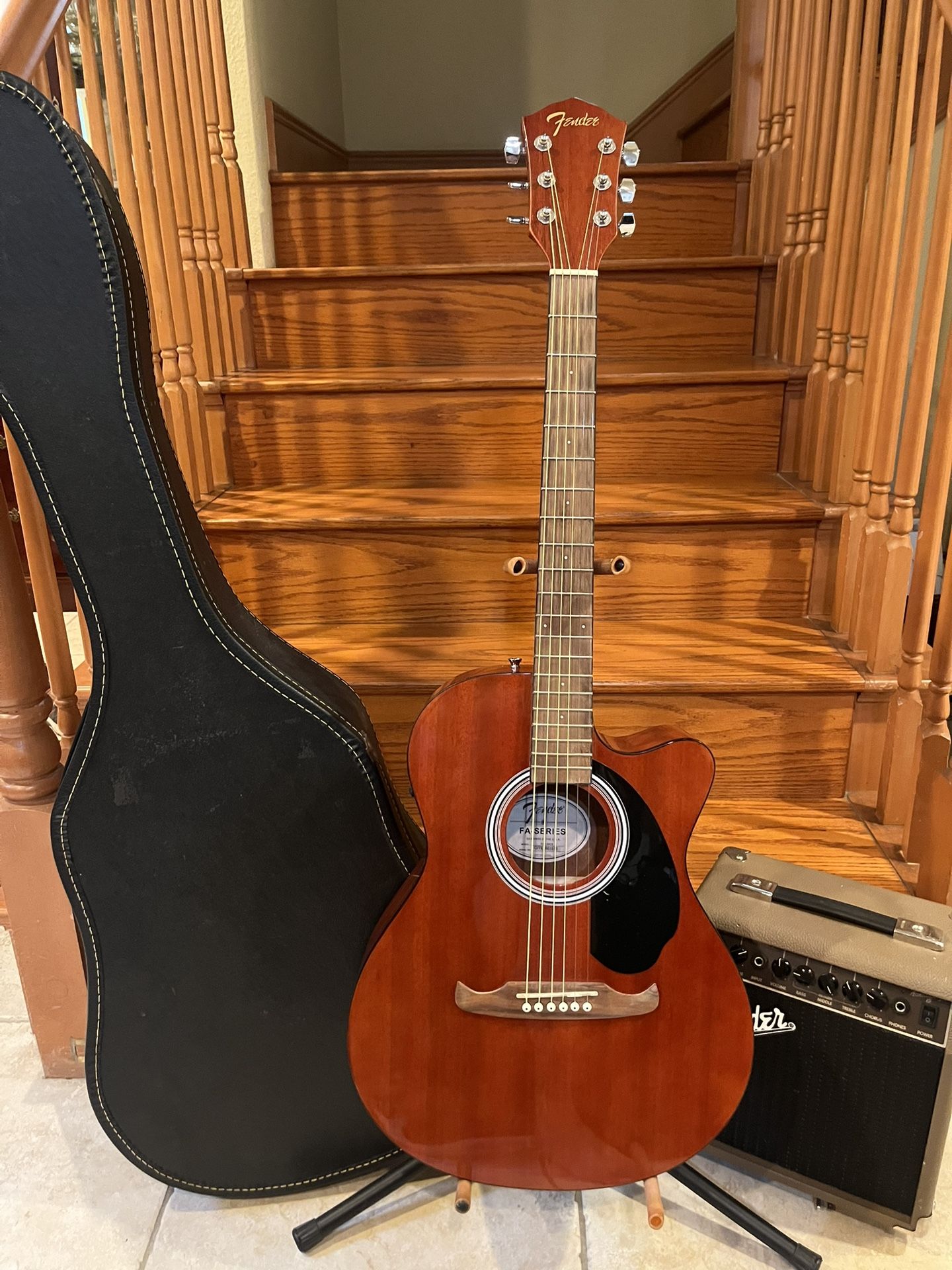 Fender FA-135CE Acoustic Electric (Brand New) W/ Fender Acoustasonic Amp, Hardshell Case