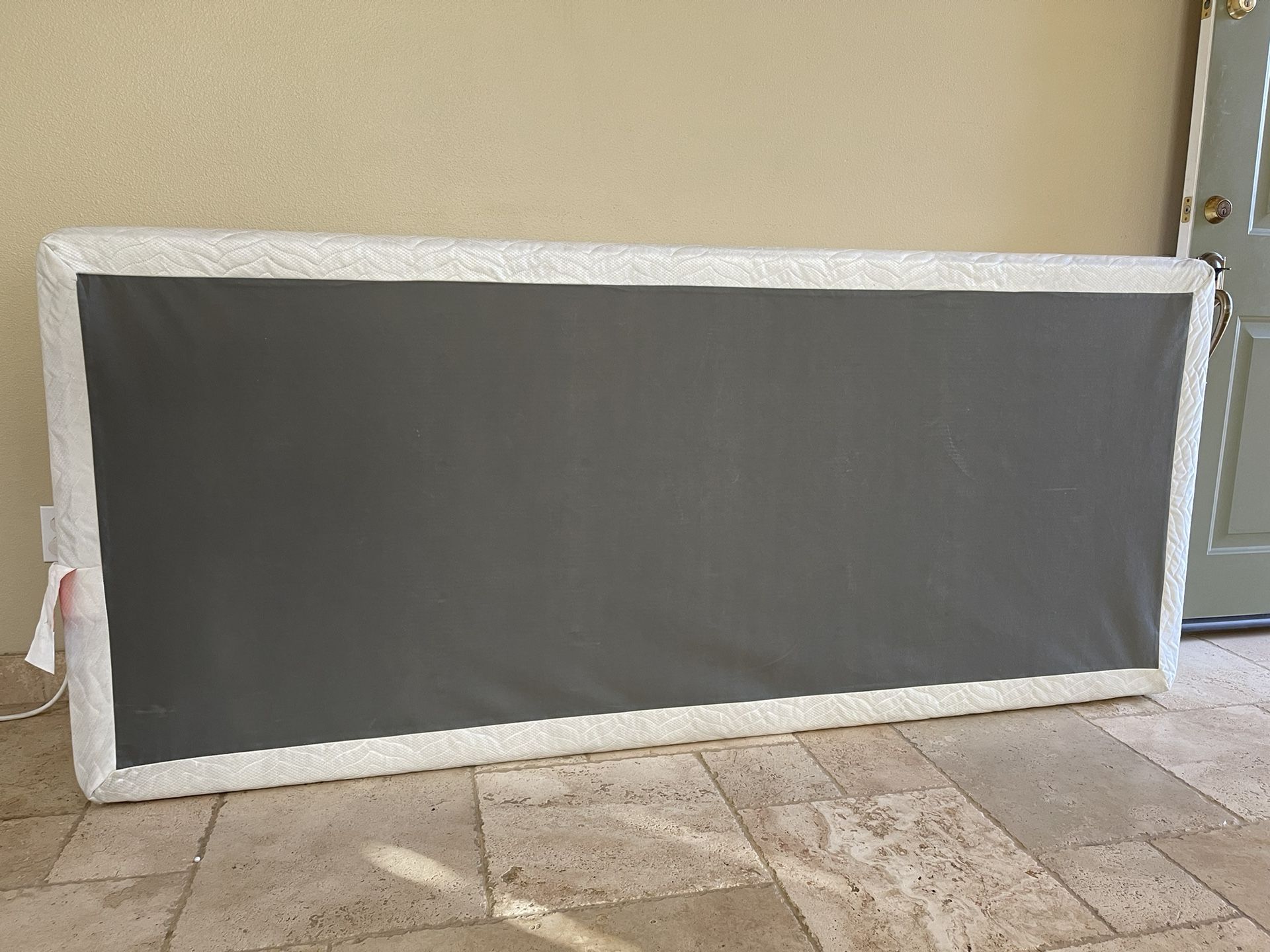Twin XL box Spring