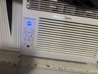 AIR CONDITIONER