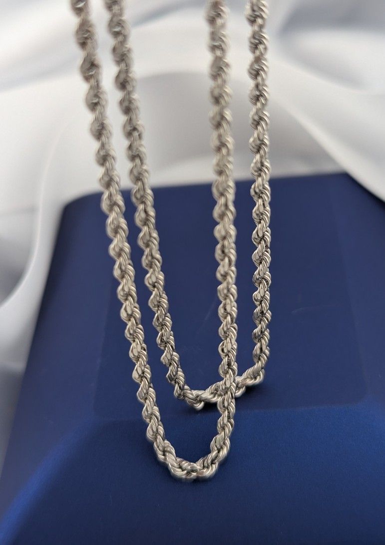C2🤍14K White Gold Hallow Rope Link Chain| 18"| 2mm